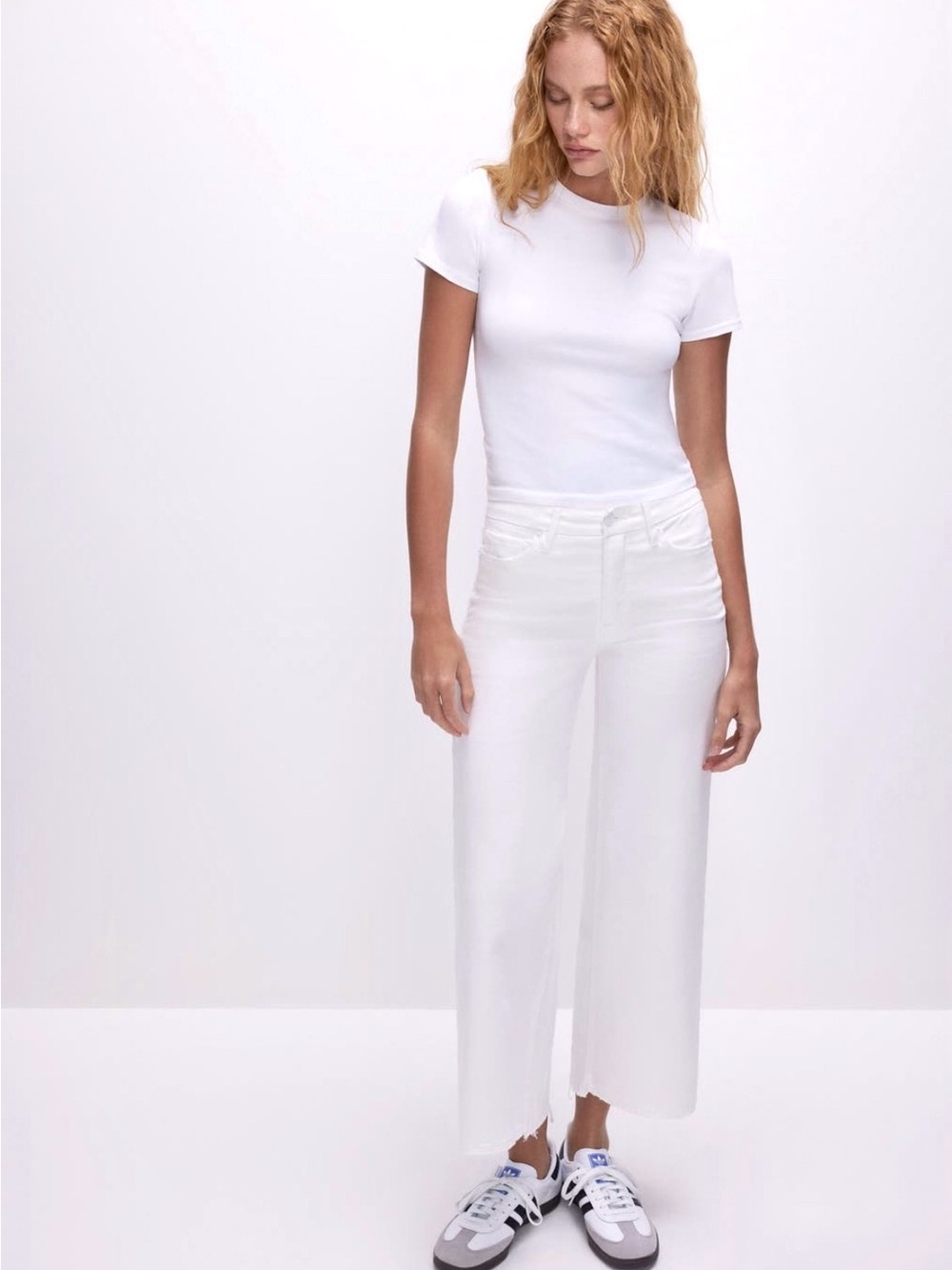 SALE 🎉 NWT Good American Good Waist Palazzo Raw Hem Crop Jeans in White - Picture 15 of 15
